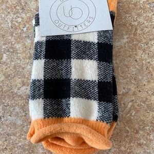 Urban Outfitters ankle socks (one pair) super soft